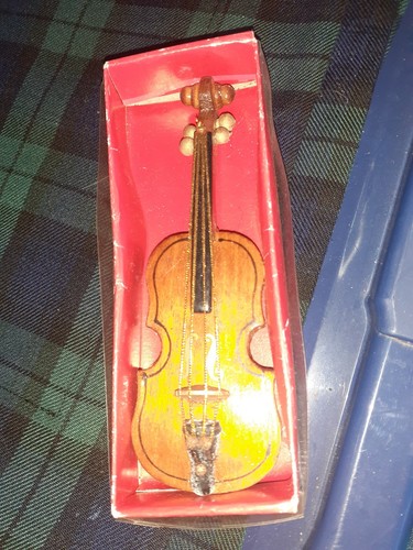 Miniature violin inch no - violin, 5