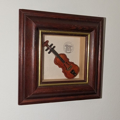 Miniature violin picture - miniature,